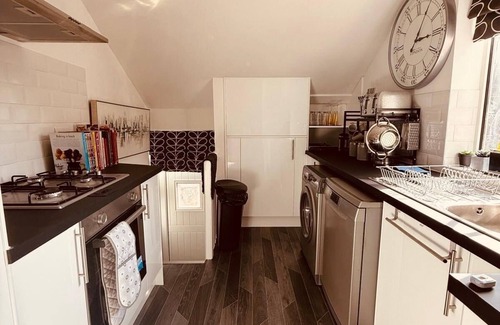 Heaton Apartment | Apartment close to city amenities