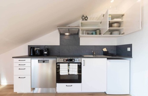 Obermendig Apartment | Apartment close to nature with balcony view