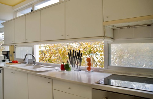 Parede Apartment | Apartment 'Close To The Beach' with Wi-Fi and Air Conditioning