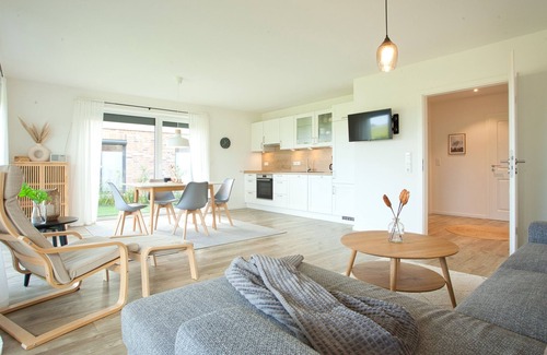 Westerdeichstrich Apartment | Apartment-Comfort-Private Bathroom-Countryside view