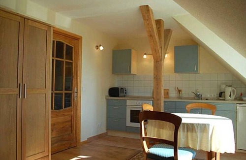 Teterow Apartment | Apartment Dandelion - I know a house on the forest .