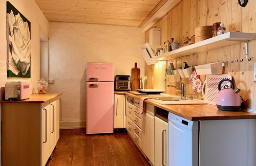 Trichtingen Apartment | Apartment "Zur Kanne für zwei" with Garden & BBQ