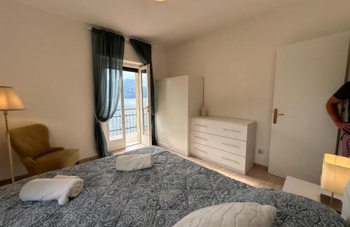 Magugnago Apartment | Apartment Di Lago Family by GardaDoma