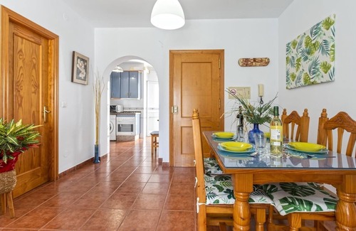 Nerja City Centre Apartment | Apartment 'El Rincon de Lola in Nerja' with Terrace & Wi-Fi