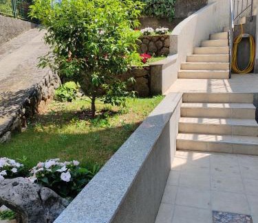 Mihotici Apartment | Apartment Eni