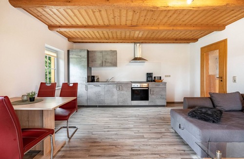 Loebau Apartment | Apartment 'Familie Nahrstedt Wildblick' with Private Garden and Wi-Fi