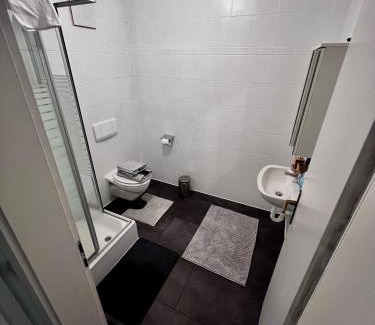 Freudenberg Apartment | Apartment Ferienwohnung mit Grünem Blick Terrasse & Neu saniert Bordinghaus 24h Check-In in Freudenberg am Main