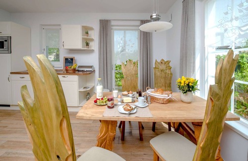 Neuendorf Apartment | Apartment 'Ferienwohnung Fliess' with Private Terrace and Wi-Fi