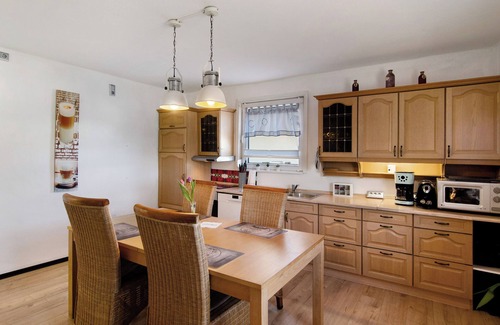 Mielenhausen Apartment | Apartment 'Ferienwohnung Am Feldrain' with Private Garden and Wi-Fi