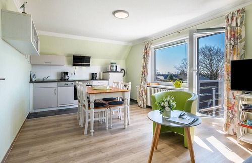 Bredstedt Apartment | Apartment 'Ferienwohnung Am Wind' with Private Terrace, Balcony and Wi-Fi