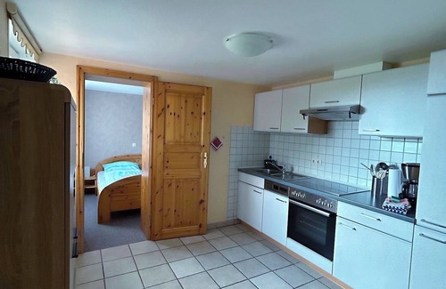 Hallig Langeneß Apartment | Apartment 'Ferienwohnung Föhr' with Sea View, Shared Terrace and Wi-Fi