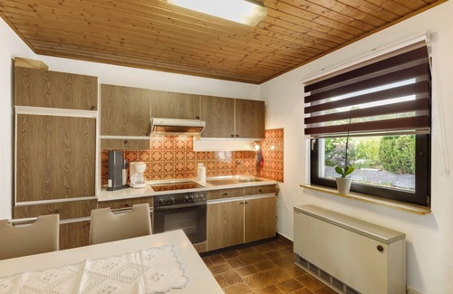 Schotten Apartment | Apartment 'Ferienwohnung Wallisch' with Private Terrace, Private Garden and Wi-Fi