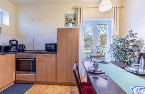 Welden Apartment | Apartment 'Ferienwohnung Links' with Wi-Fi