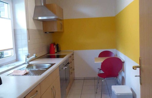 Bottrop Apartment | Apartment for up to 4 people in a central location with private parking
