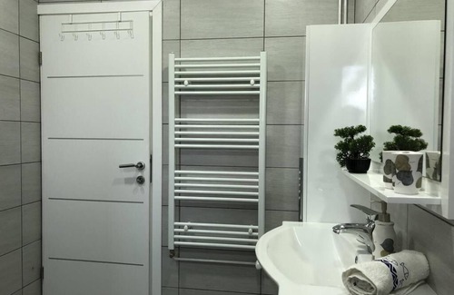 Otocac Apartment | Apartment, free parking, River Gacka