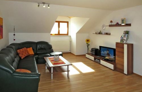 March Apartment | Apartment Freisinger-2 by Interhome