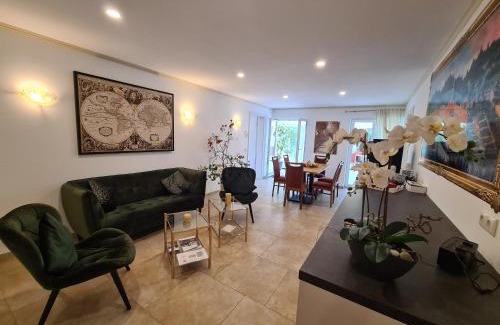 Mickhausen Apartment | Apartment Gästehaus Staudenschloß