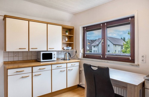 Witzenhausen Apartment | Apartment 'Hennen' with Wi-Fi