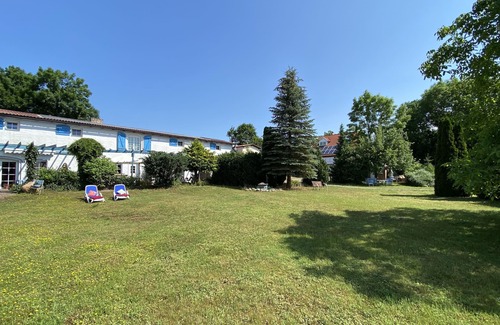 Henriettenhof Apartment | Apartment "Heuboden" cozy - wood-burning stove - great view of the countryside, sauna
