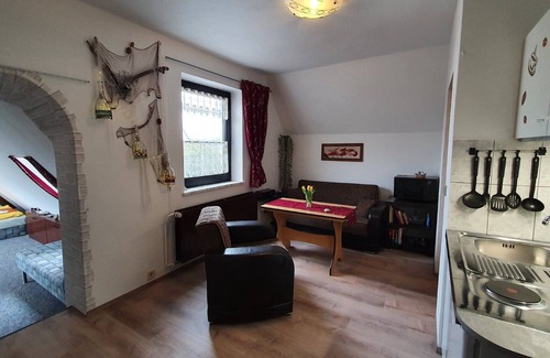 Dranske Apartment | Apartment 'Hiddenseeblick 1' with Sea View, Shared Terrace and Wi-Fi