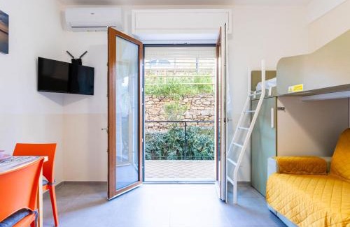 Santo Stefano al Mare Apartment | Apartment Il Piccolo Ulivo by Interhome