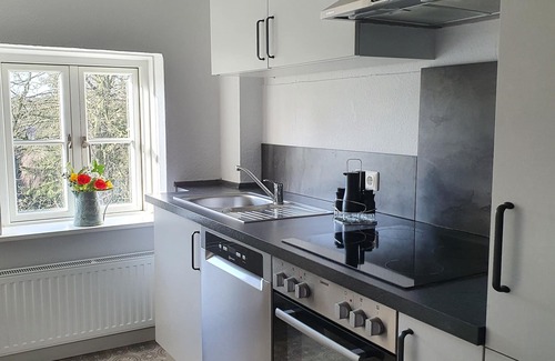 Elmshorn Villa | Apartment in charming turn-of-the-century old town villa