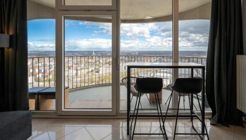 Antonsviertel Apartment | Apartment in der 30. Etage, Tolle Aussicht, Zentral