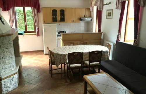 Fiorini Apartment | Apartment in Karigador with Balcony, Air condition, Dishwasher (587-2)