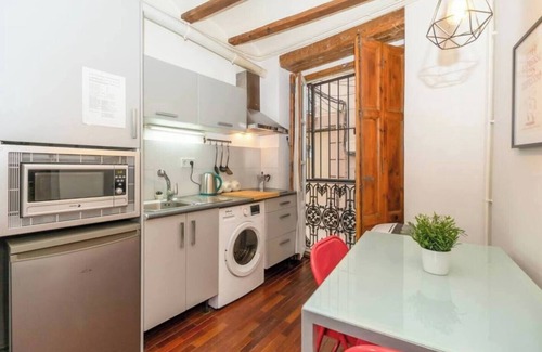 Trinitat Apartment | Apartment in outstanding location