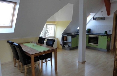 Neubrandenburg Apartment | Apartment in the city park