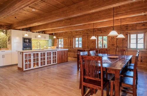 Waltersdorf Condo | Apartment in top location with sauna and rooftop lounge for families and active vacation groups