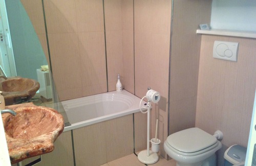 Livorno Apartment | Apartment in villa with swimming pool on the hills of Livorno