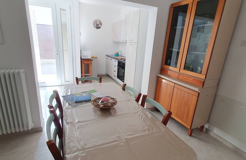 Salignano Apartment | Apartment 'Le Stanze Del Salento' with Private Terrace, Wi-Fi and Air Conditioning