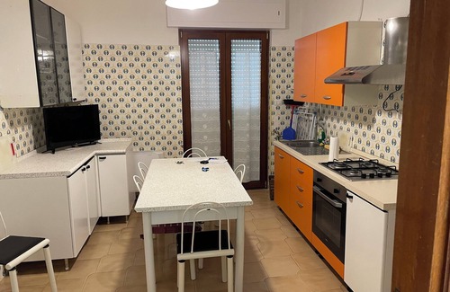 Margherita di Savoia Apartment | Apartment in quiet residential area overlooking the salt marsh