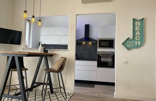 Cavi Apartment | Apartment 'Casa Armonia' with Sea View, Wi-Fi and Air Conditioning