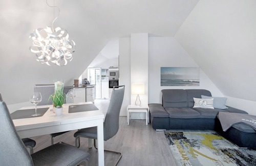 Klanxbuell Apartment | Apartment 'Käptn's Koje' with Private Terrace and Wi-Fi