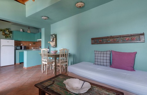 Vathy Apartment | Apartment 'Kymothoi' with Sea View, Wi-Fi and Air Conditioning