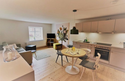 Neuwilthen Apartment | Apartment "Löwenzahn" - Apartments Gutshof Schirgiswalde