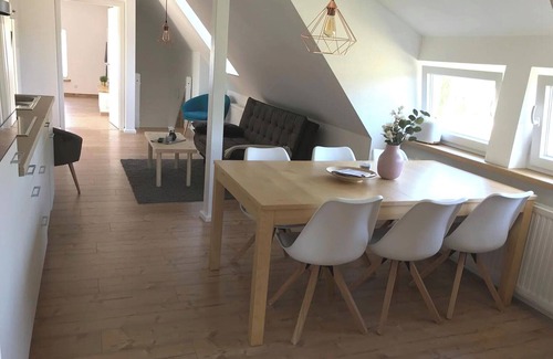 Heide Apartment | Apartment 'Landliebe' with Private Terrace, Private Garden and Wi-Fi