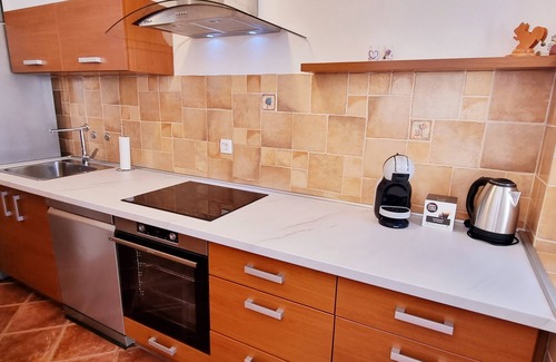 Baric Draga House | Apartment "Lavanda" right on the sea