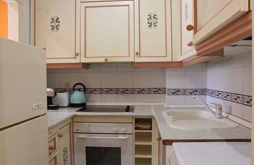 Cenes de la Vega Apartment | Apartment 'Luminoso Y Acogedor' with Mountain View, Wi-Fi and Air Conditioning