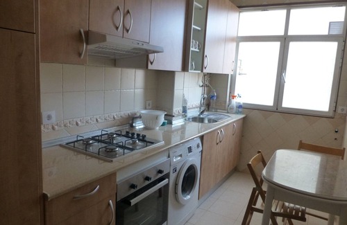 Las Acacias Apartment | Apartment Madrid Rio Park, 4 Bedrooms,.AA, Piramides Station, Family friendly