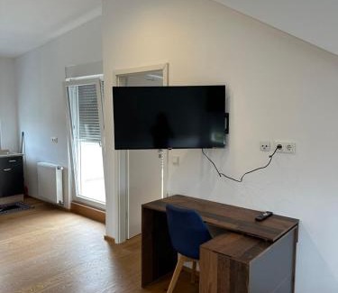 Rhein-Erft-Kreis District Apartment | Apartment Mari