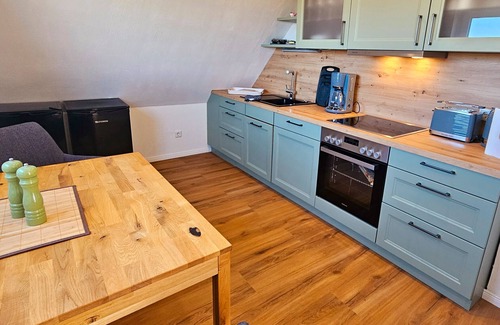 Hallig Langeneß Apartment | Apartment 'Matje' with Lake View, Shared Terrace and Wi-Fi