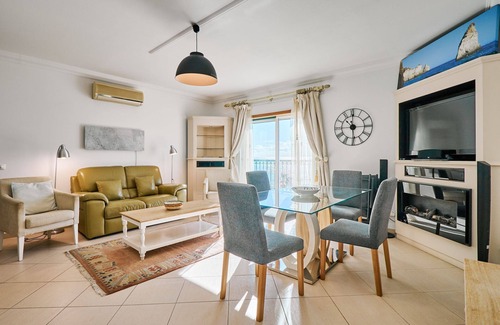 Armacao de Pera Apartment | Apartment Meerlust with fantastic sea view and large balcony