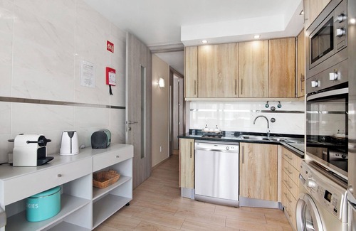 Vila Nova De Cacela Apartment | Apartment 'Numar Residence Aa' with Shared Pool, Wi-Fi and Air Conditioning