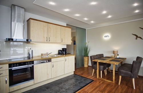 Lauterbach Apartment | Apartment near the harbor with sea view - Hafenresidenz Lauterbach FeWo 2-3