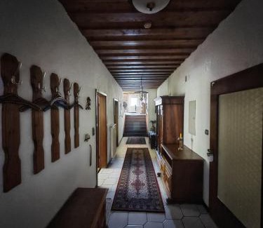 Grafenwohr Apartment | Apartment O2 - Gehobene 4-Zimmer Wohnung 145qm für 1-6 Personen 2x DZ 1x ZZ