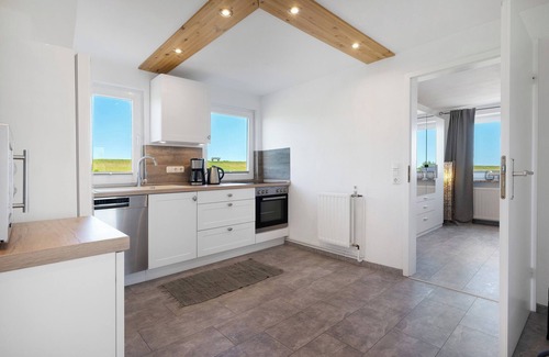 Wesselburenerkoog Apartment | Apartment 'Oben' with Private Terrace and Private Garden