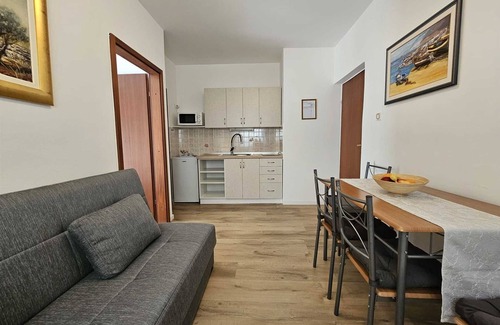 Malinska-Dubasnica Apartment | Apartment Olgica 101